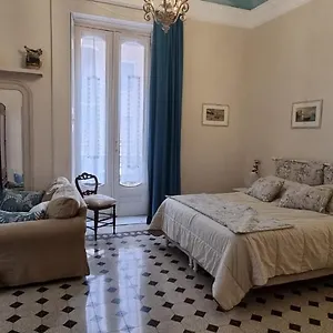 Dimora Donn'alba Naples